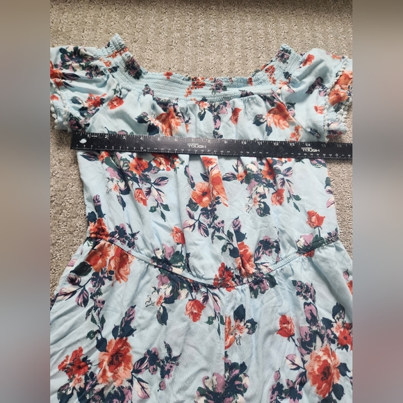 Women Off Shoulder Floral Romper size medium - Picture 4 of 6